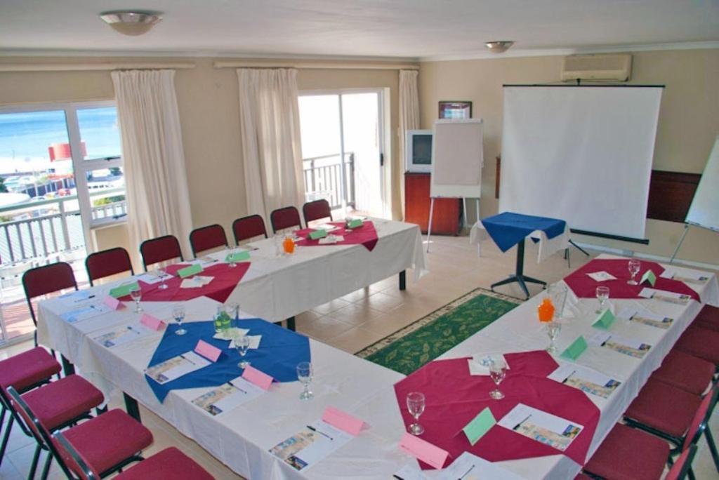 Chapman Hotel And Conference Centre Port Elizabeth Buitenkant foto