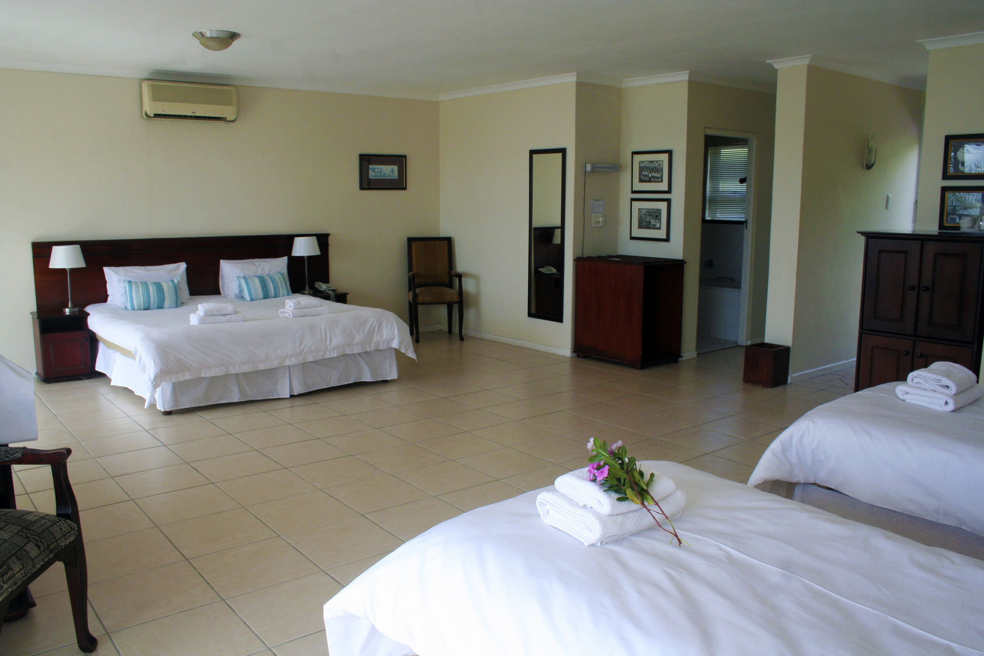 Chapman Hotel And Conference Centre Port Elizabeth Buitenkant foto